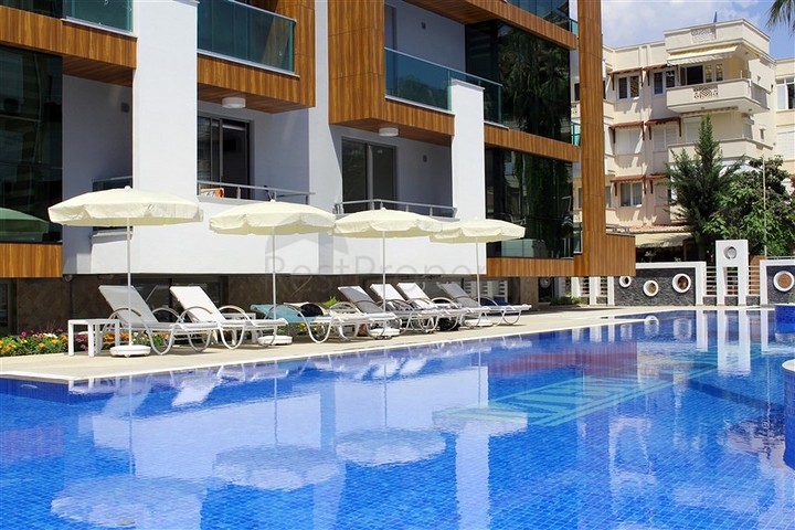 Просторная квартира планировкой 3+1 в живописном районе Оба