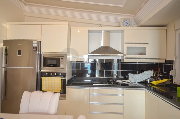 Пятикомнатный пентхаус с видом на море