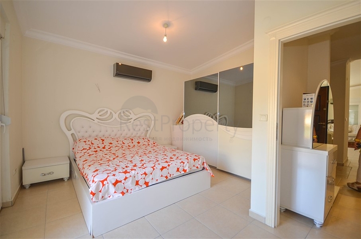 Пятикомнатный пентхаус с видом на море