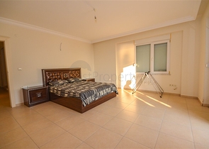 Пятикомнатный пентхаус с видом на море