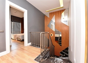 Садовый дуплекс планировки 2+1 в районе пляжа Клеопатра