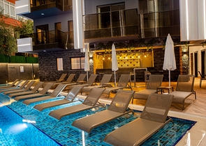 Садовый дуплекс планировки 2+1 в районе пляжа Клеопатра