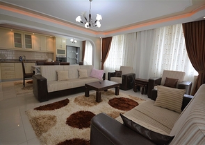 Просторная трехкомнатная квартира в районе Махмутлар