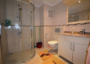 Просторная трехкомнатная квартира в районе Махмутлар