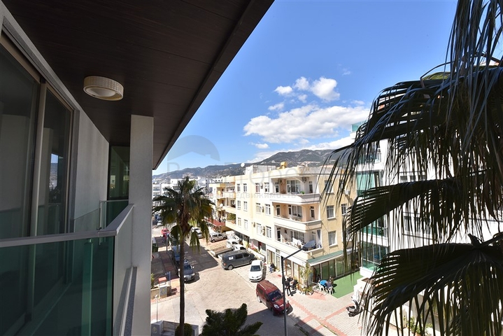 Роскошный пентхаус рядом с морем