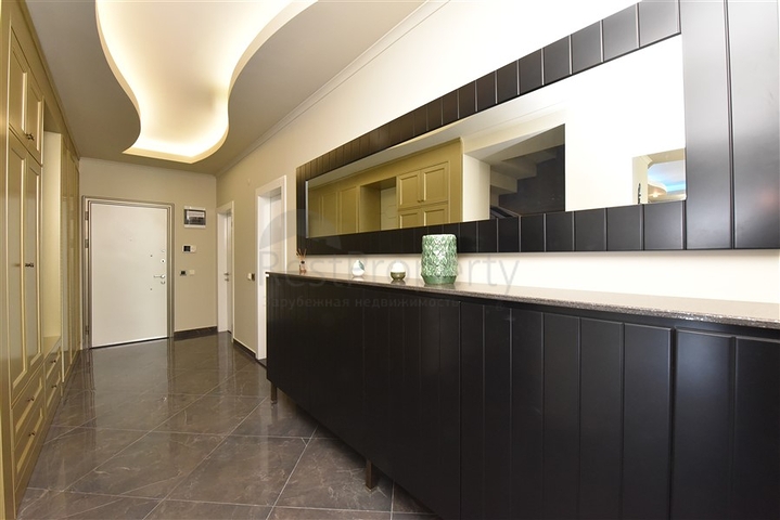 Роскошный пентхаус рядом с морем