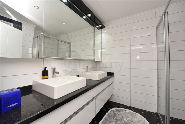 Роскошный пентхаус рядом с морем