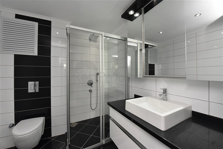 Роскошный пентхаус рядом с морем