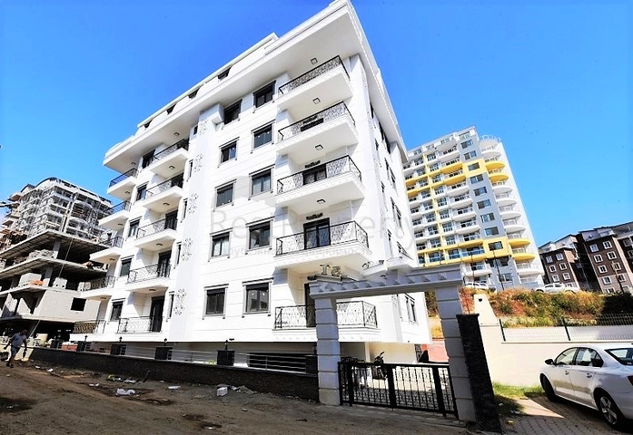 Пентхаус в новом комплексе в районе Махмутлар