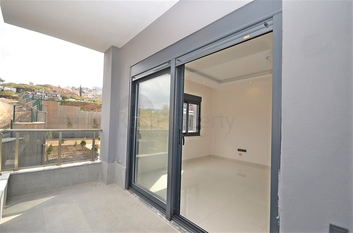 Квартира 1+1 в новом комплексе в районе Каргыджак