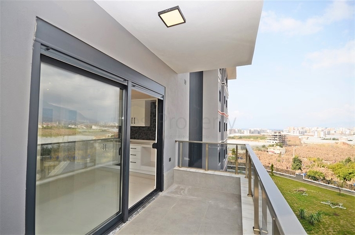 Квартира 1+1 в новом комплексе в районе Каргыджак