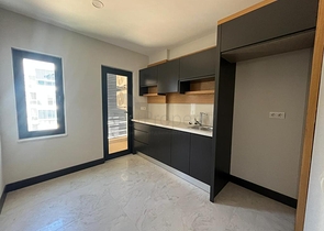 Офисное помещение в бизнес-центре в Оба 