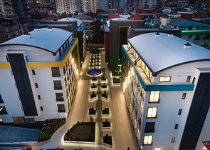 Офисное помещение в бизнес-центре в Оба 