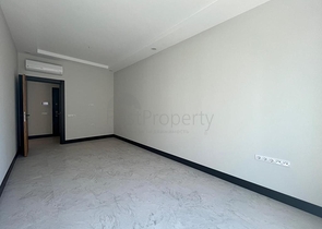 Офисное помещение в бизнес-центре в Оба 