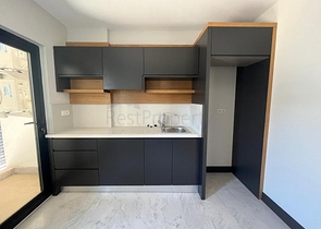 Офисное помещение в бизнес-центре в Оба 