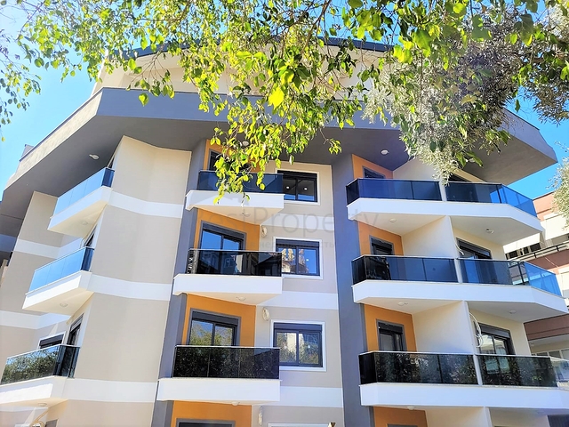 Новая квартира 2+1 в центре города Алании