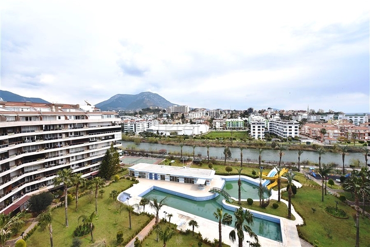 Пентхаус 3+1 в районе Тосмур у реки Димчай