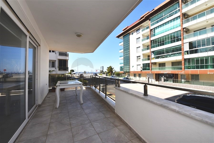 Садовый дуплекс 6+2 в 100 метрах от моря Садовый дуплекс 6+2 в 100 метрах от моря