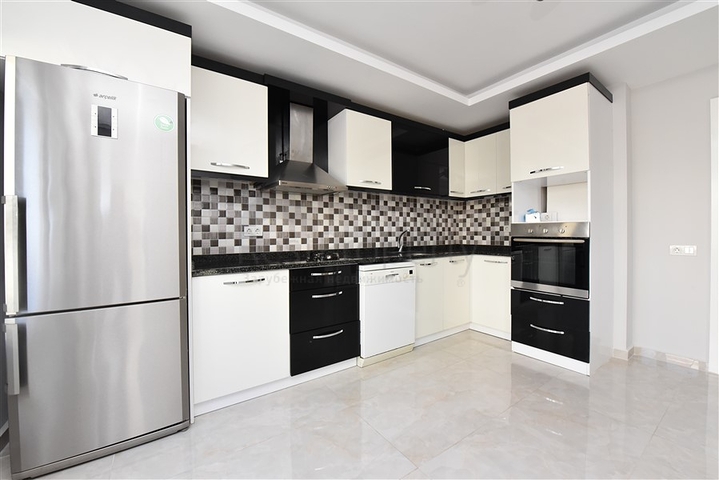 Садовый дуплекс 6+2 в 100 метрах от моря Садовый дуплекс 6+2 в 100 метрах от моря