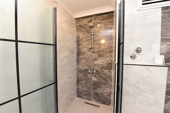 Садовый дуплекс 6+2 в 100 метрах от моря Садовый дуплекс 6+2 в 100 метрах от моря