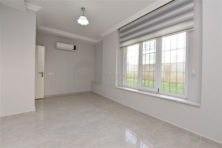 Садовый дуплекс 6+2 в 100 метрах от моря Садовый дуплекс 6+2 в 100 метрах от моря