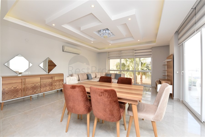 Садовый дуплекс 6+2 в 100 метрах от моря Садовый дуплекс 6+2 в 100 метрах от моря