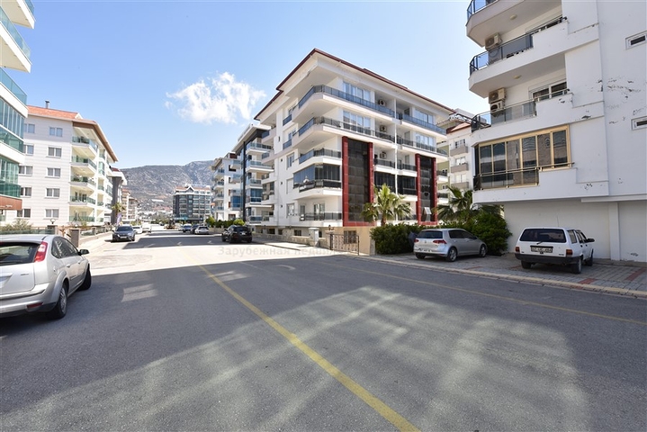 Садовый дуплекс 6+2 в 100 метрах от моря Садовый дуплекс 6+2 в 100 метрах от моря