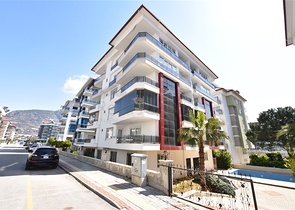 Садовый дуплекс 6+2 в 100 метрах от моря Садовый дуплекс 6+2 в 100 метрах от моря