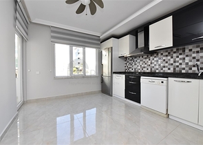 Садовый дуплекс 6+2 в 100 метрах от моря Садовый дуплекс 6+2 в 100 метрах от моря