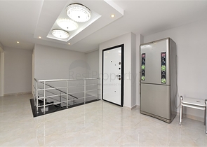 Садовый дуплекс 6+2 в 100 метрах от моря Садовый дуплекс 6+2 в 100 метрах от моря