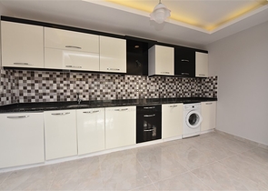 Садовый дуплекс 6+2 в 100 метрах от моря Садовый дуплекс 6+2 в 100 метрах от моря