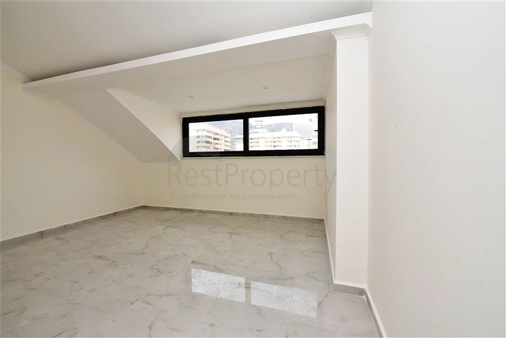 Пентхаус 2+1 в районе Махмутлар