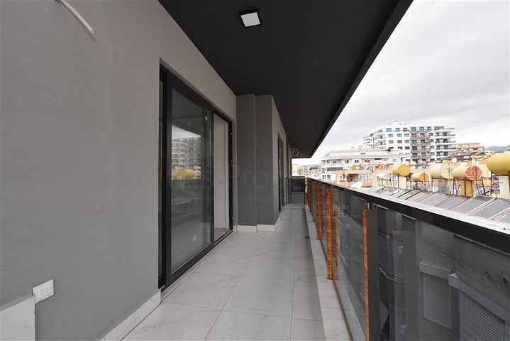 Пентхаус 2+1 в районе Махмутлар