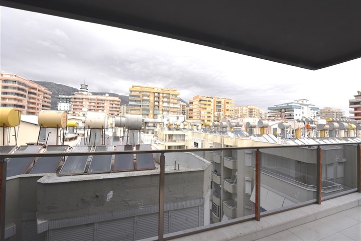 Пентхаус 2+1 в районе Махмутлар