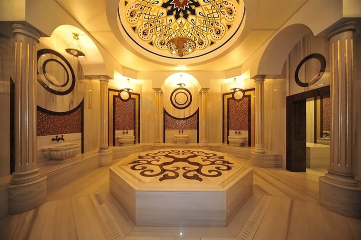 Двухкомнатная квартира в шикарном комплексе района Махмутлар