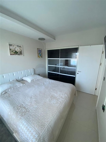 Двухкомнатная квартира в шикарном комплексе района Махмутлар