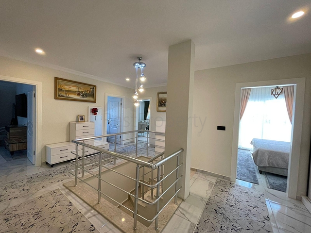 Просторная квартира для большой семьи в районе Махмутлар