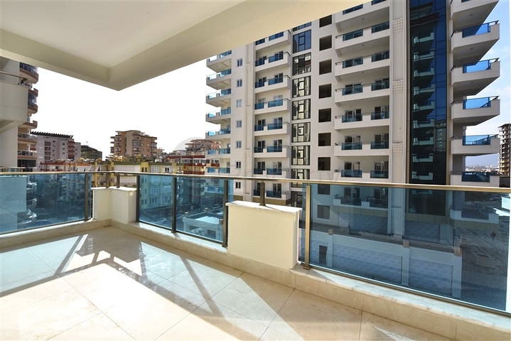 Квартира 1+1 в новом комплексе в районе Махмутлар