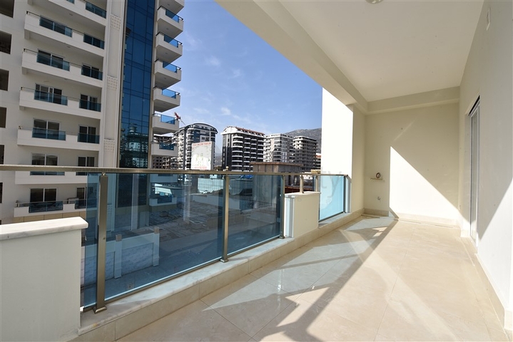 Квартира 1+1 в новом комплексе в районе Махмутлар