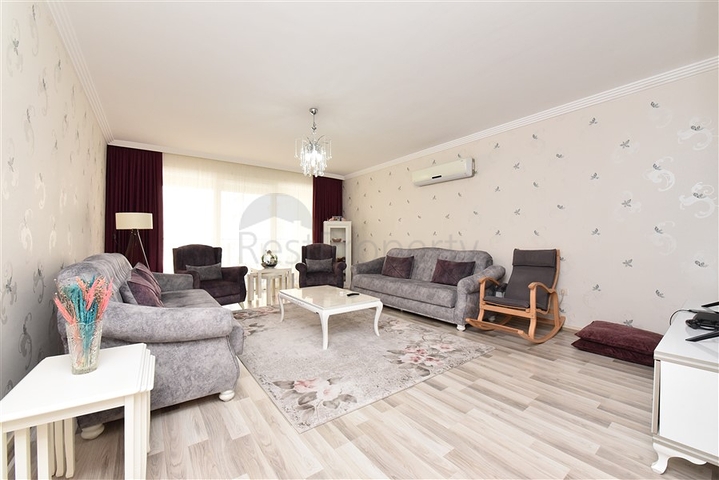 Просторная квартира в районе Махмутлар