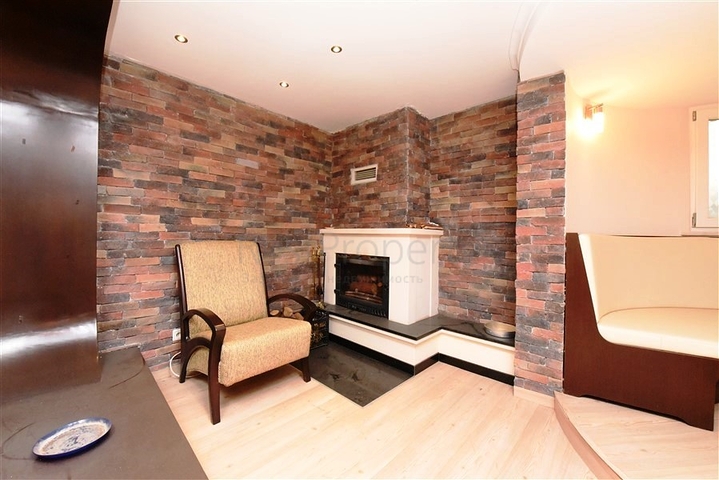 Вилла городского типа в 250 метрах от моря