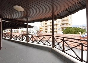 Вилла городского типа в 250 метрах от моря