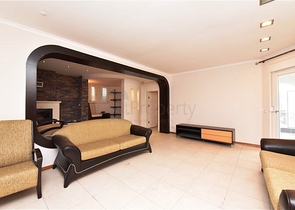 Вилла городского типа в 250 метрах от моря