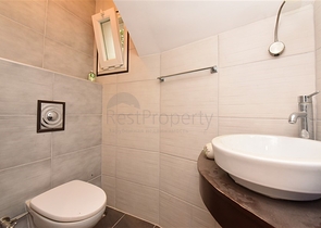 Вилла городского типа в 250 метрах от моря