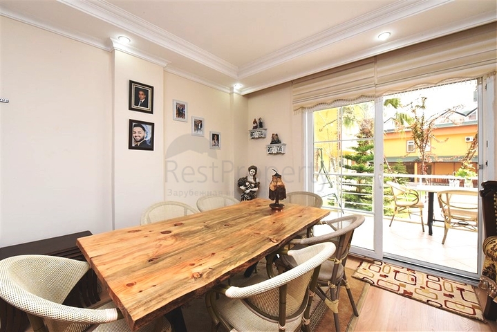 Вилла 4+1 с видом на море в районе Демирташ