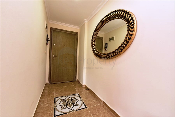 Вилла 4+1 с видом на море в районе Демирташ