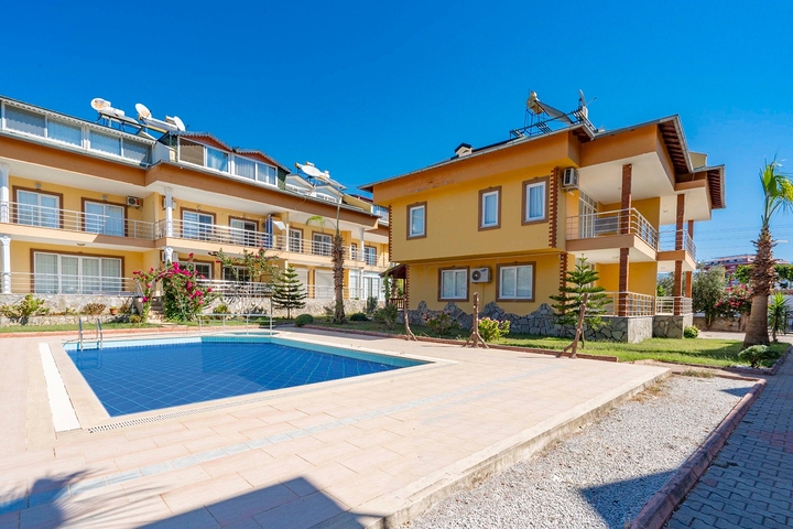 Вилла 4+1 с видом на море в районе Демирташ