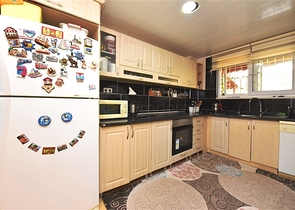 Вилла 4+1 с видом на море в районе Демирташ