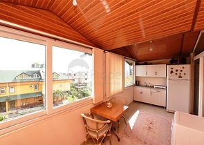 Вилла 4+1 с видом на море в районе Демирташ