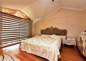 Вилла 4+1 с видом на море в районе Демирташ